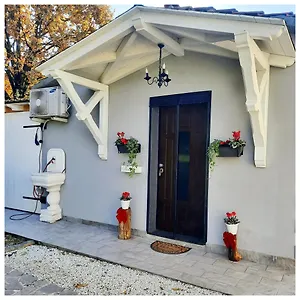  Bed & Breakfast La Casina Italia